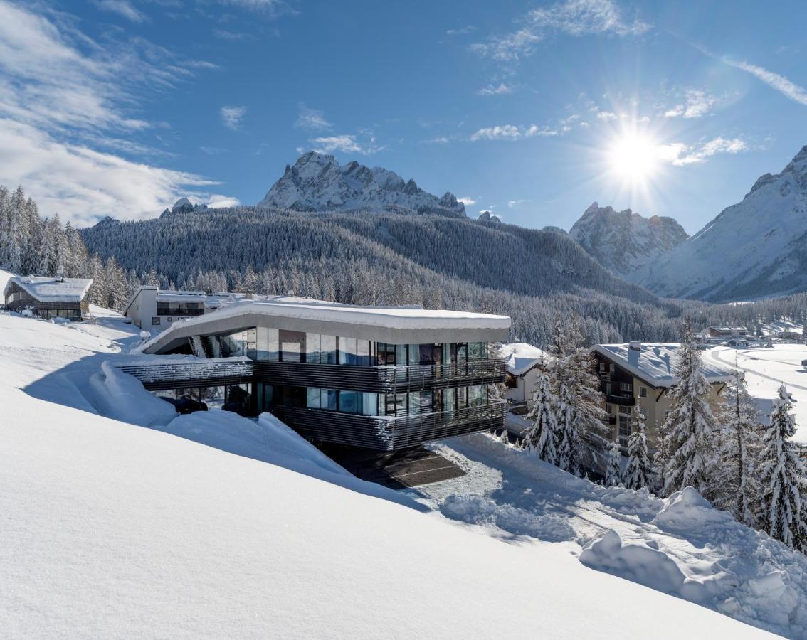 Paramount Alma Suites Sexten Bagian luar foto