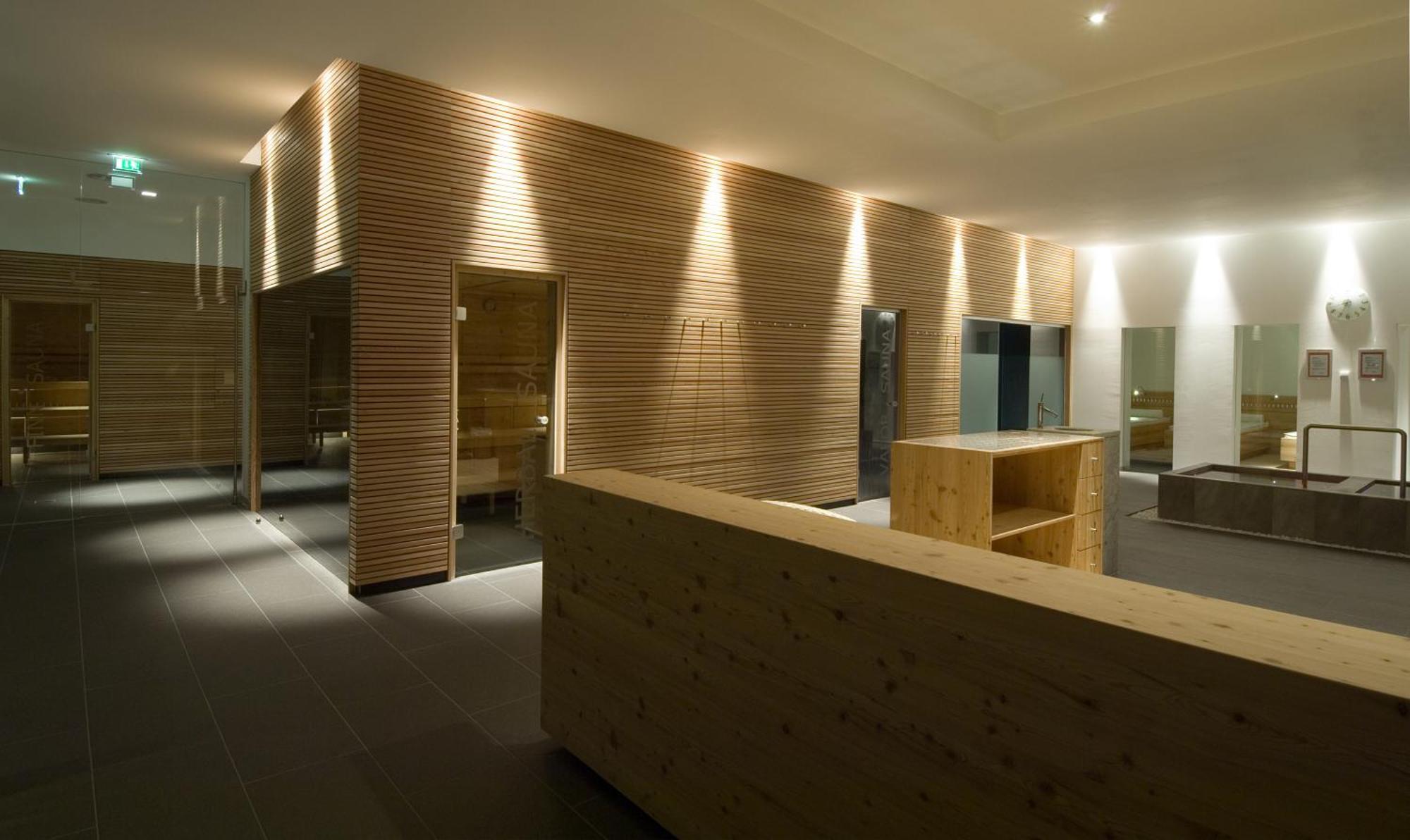 Paramount Alma Suites Sexten Bagian luar foto
